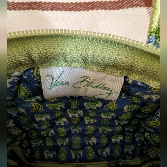 Vera Bradley clutch - Picture 5 of 6